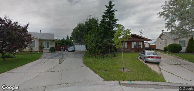 Larawan ng 23 Sims Crescent sa Winnipeg, Manitoba