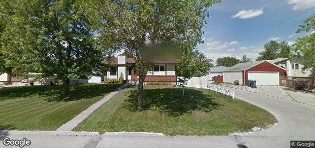 Larawan ng 27 Hatcher Road sa Winnipeg, Manitoba