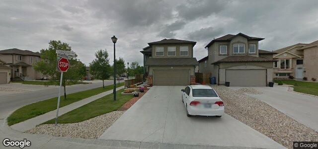 Larawan ng 3 Courageous Cove sa Winnipeg, Manitoba