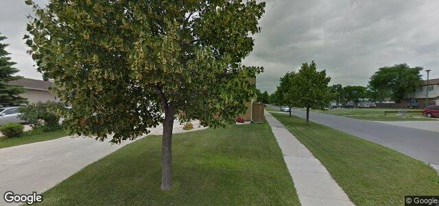 Larawan ng 3 Stewin Avenue sa Winnipeg, Manitoba