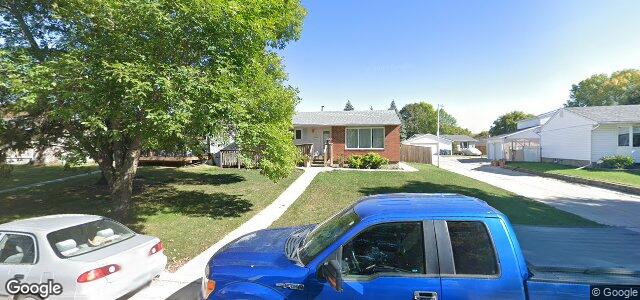 Larawan ng 30 Bernard Bay sa Winnipeg, Manitoba