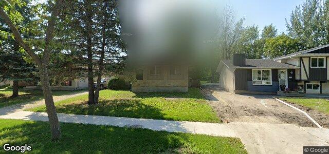 Larawan ng 30 Rougeau Avenue sa Winnipeg, Manitoba