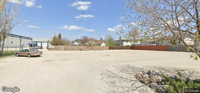 Larawan ng 32 Wendilene Street sa Winnipeg, Manitoba