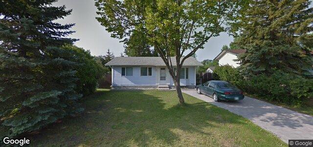 Larawan ng 34 Gillies Crescent sa Winnipeg, Manitoba