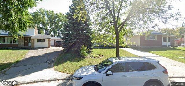 Larawan ng 42 Bernard Bay sa Winnipeg, Manitoba