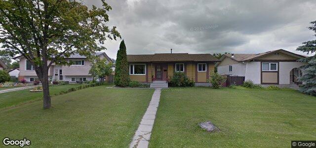 42 Dzyndra Crescent（加拿大曼尼托巴省温尼伯市）房屋照片