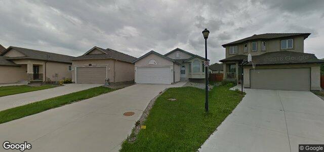 Larawan ng 48 Inspiration Place sa Winnipeg, Manitoba