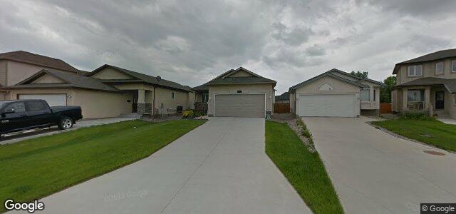 Larawan ng 50 Inspiration Place sa Winnipeg, Manitoba