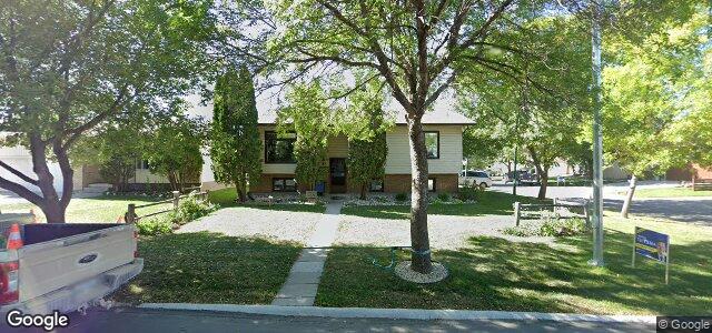 Larawan ng 52 Wendilene Street sa Winnipeg, Manitoba