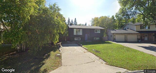 Larawan ng 58 Bernard Bay sa Winnipeg, Manitoba