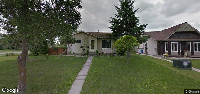 Larawan ng 6 Cedargrove Crescent sa Winnipeg, Manitoba