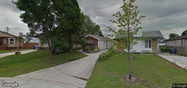 Larawan ng 63 Sims Crescent sa Winnipeg, Manitoba