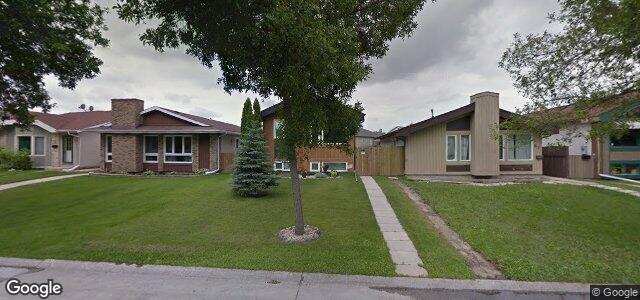Larawan ng 71 Cedargrove Crescent sa Winnipeg, Manitoba