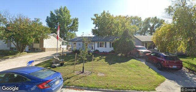 Larawan ng 74 Balaban Place sa Winnipeg, Manitoba