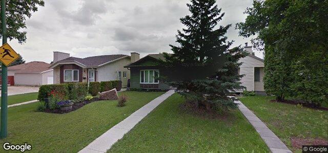 Larawan ng 74 Cedargrove Crescent sa Winnipeg, Manitoba