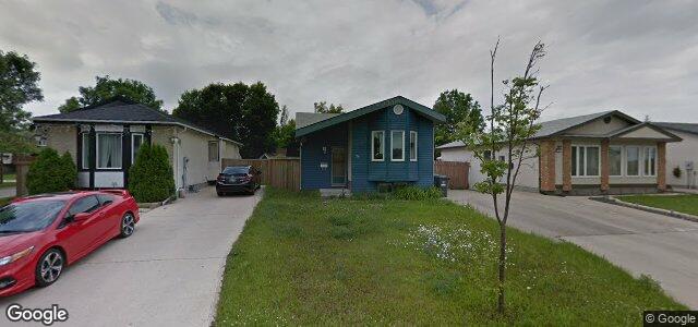 Larawan ng 74 Sims Crescent sa Winnipeg, Manitoba