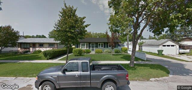 Larawan ng 803 Kernaghan Avenue sa Winnipeg, Manitoba