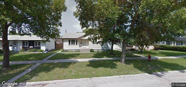 Larawan ng 811 Kernaghan Avenue sa Winnipeg, Manitoba