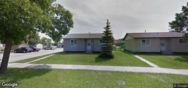 Larawan ng 812 Kernaghan Avenue sa Winnipeg, Manitoba