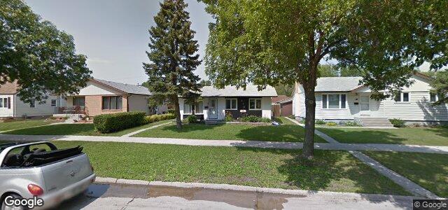 Larawan ng 815 Kernaghan Avenue sa Winnipeg, Manitoba