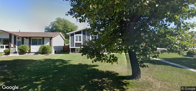 Larawan ng 91 Bernard Bay sa Winnipeg, Manitoba