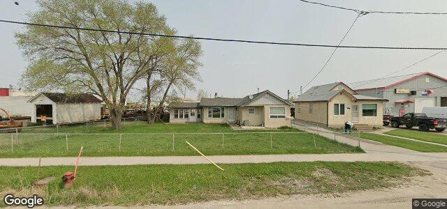 Larawan ng 1001 Dugald Road sa Winnipeg, Manitoba