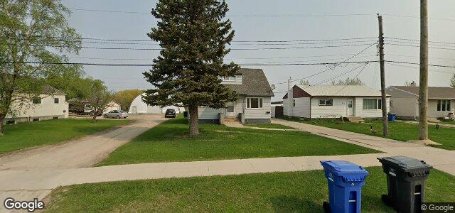 Larawan ng 859 Dugald Road sa Winnipeg, Manitoba