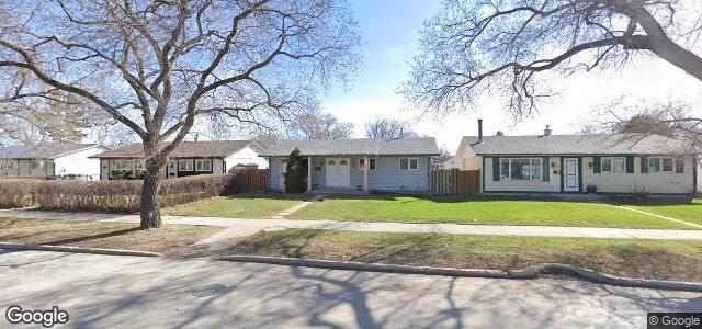 Larawan ng 1004 Munroe Avenue sa Winnipeg, Manitoba