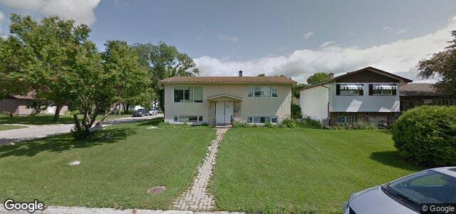 Larawan ng 101 Battershill Street sa Winnipeg, Manitoba