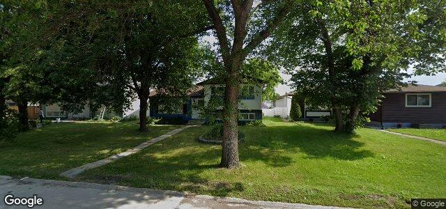 Larawan ng 1011 Moncton Avenue sa Winnipeg, Manitoba