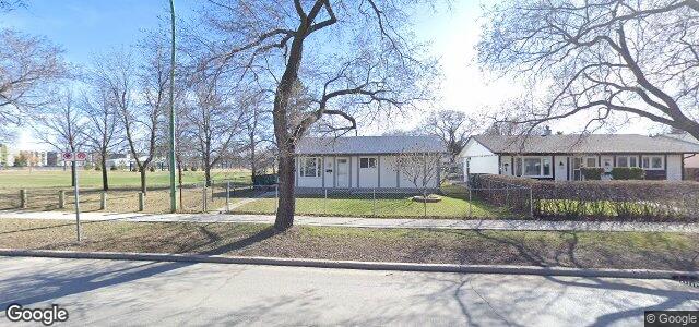 Larawan ng 1012 Munroe Avenue sa Winnipeg, Manitoba