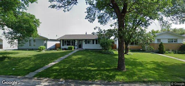 Larawan ng 1035 Moncton Avenue sa Winnipeg, Manitoba