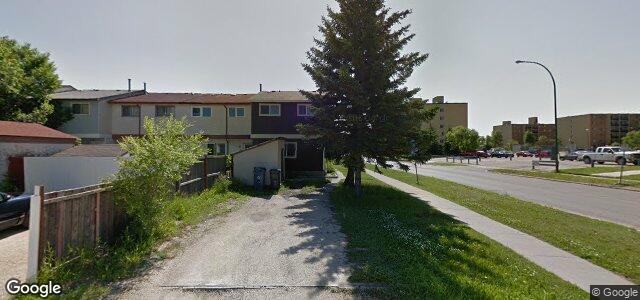 Larawan ng 2 Girdwood Crescent sa Winnipeg, Manitoba