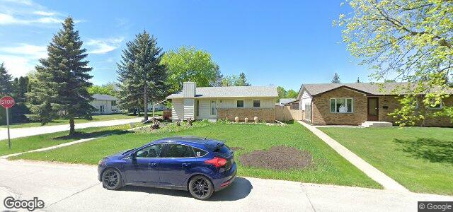 Larawan ng 2 Prevette Street sa Winnipeg, Manitoba