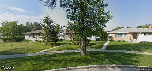 Larawan ng 2 Wynten Crescent sa Winnipeg, Manitoba