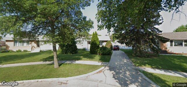Larawan ng 4 Wynten Crescent sa Winnipeg, Manitoba
