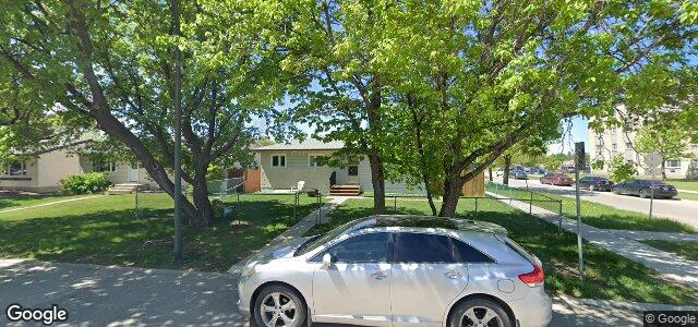 Larawan ng 42 Prevette Street sa Winnipeg, Manitoba