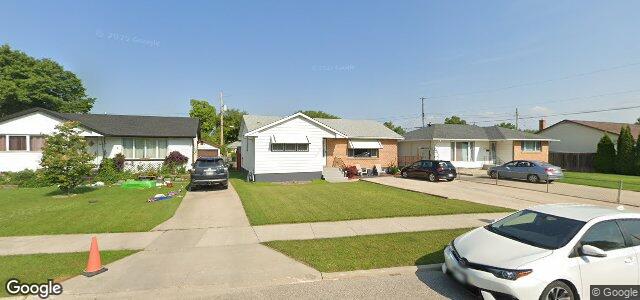 Larawan ng 445 Locksley Bay sa Winnipeg, Manitoba