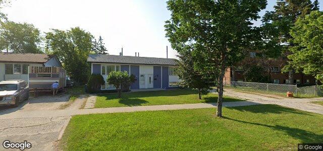 Larawan ng 449 Gateway Road sa Winnipeg, Manitoba