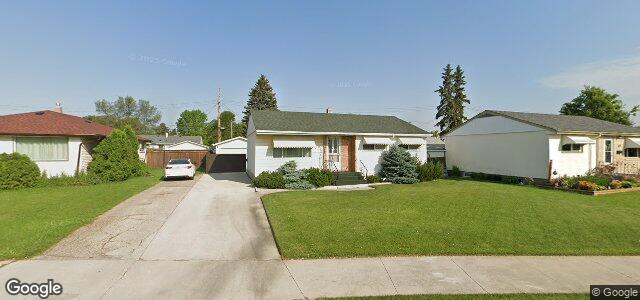 Larawan ng 476 Robin Hood Crescent sa Winnipeg, Manitoba