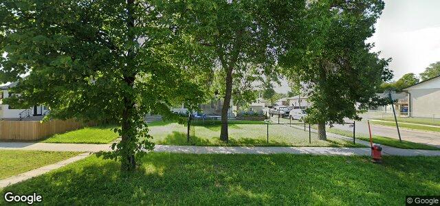 481 Gateway Road（加拿大曼尼托巴省温尼伯市）房屋照片