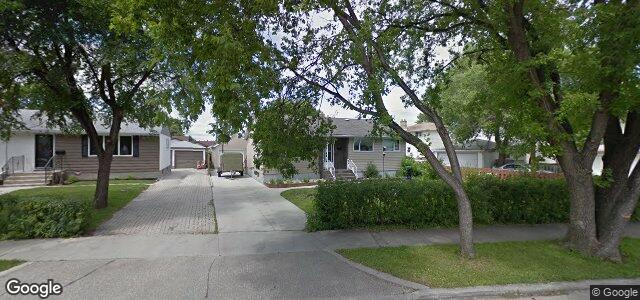 Larawan ng 484 Robin Hood Crescent sa Winnipeg, Manitoba