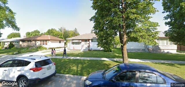 Larawan ng 492 Besant Street sa Winnipeg, Manitoba