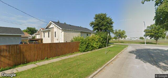 Larawan ng 513 Gateway Road sa Winnipeg, Manitoba