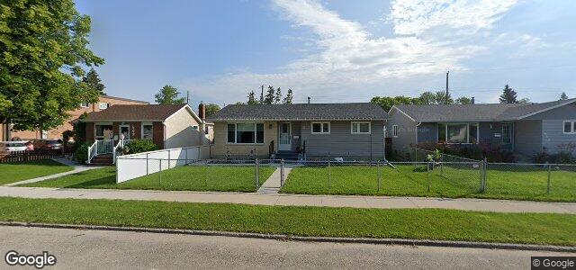 Larawan ng 611 Nottingham Avenue sa Winnipeg, Manitoba