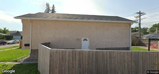 Larawan ng 612 Moncton Avenue sa Winnipeg, Manitoba