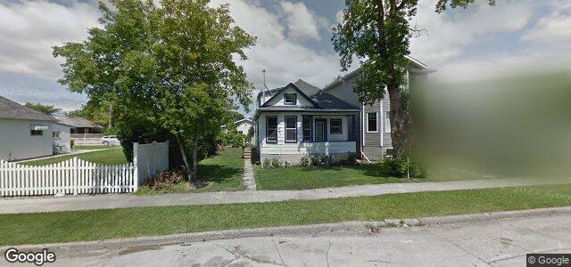 Larawan ng 631 Moncton Avenue sa Winnipeg, Manitoba