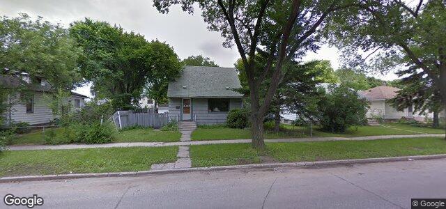 Photo of 635 Munroe Avenue in Winnipeg, Manitoba