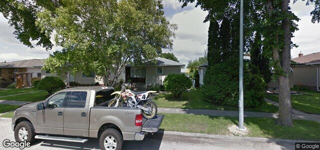 Larawan ng 651 Prince Rupert Avenue sa Winnipeg, Manitoba