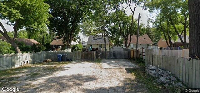 Larawan ng 654 Munroe Avenue sa Winnipeg, Manitoba